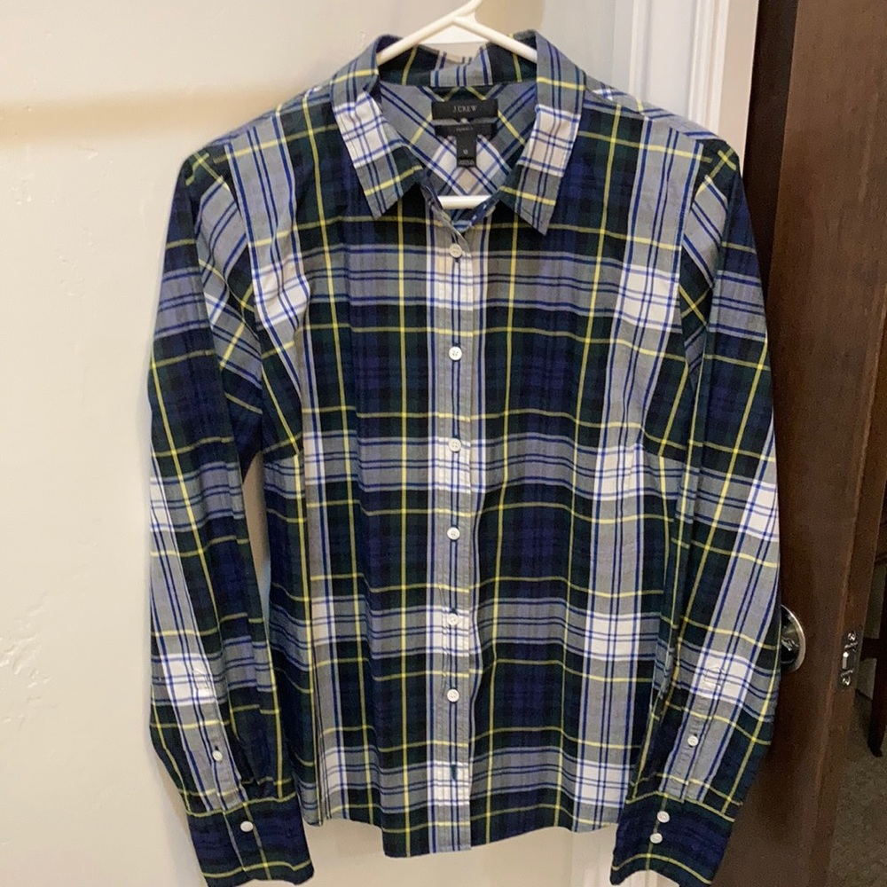 J Crew woman’s plaid button down shirt